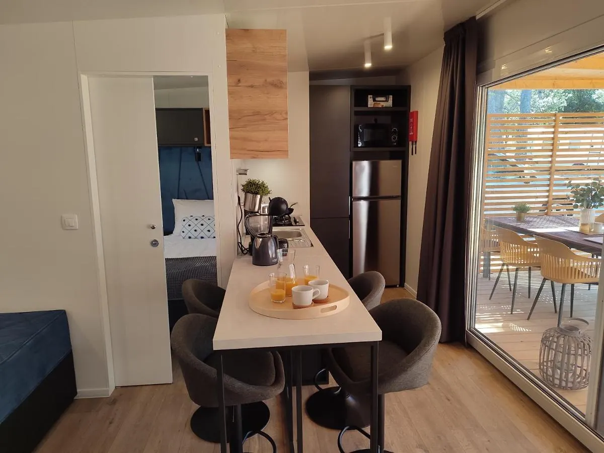 Mobile Home Limona Biograd Na Moru Campsite