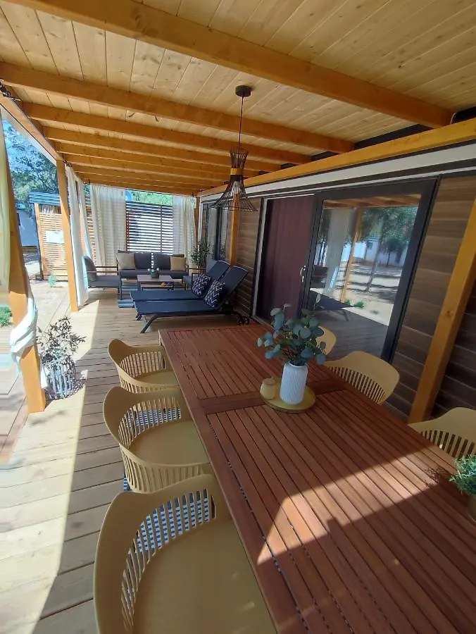 Mobile Home Limona Biograd Na Moru