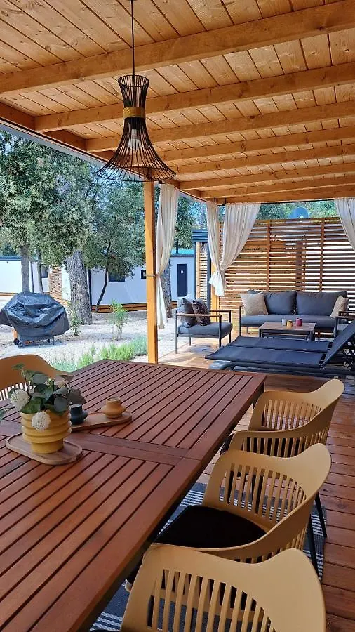 Mobile Home Limona Biograd Na Moru Croatia