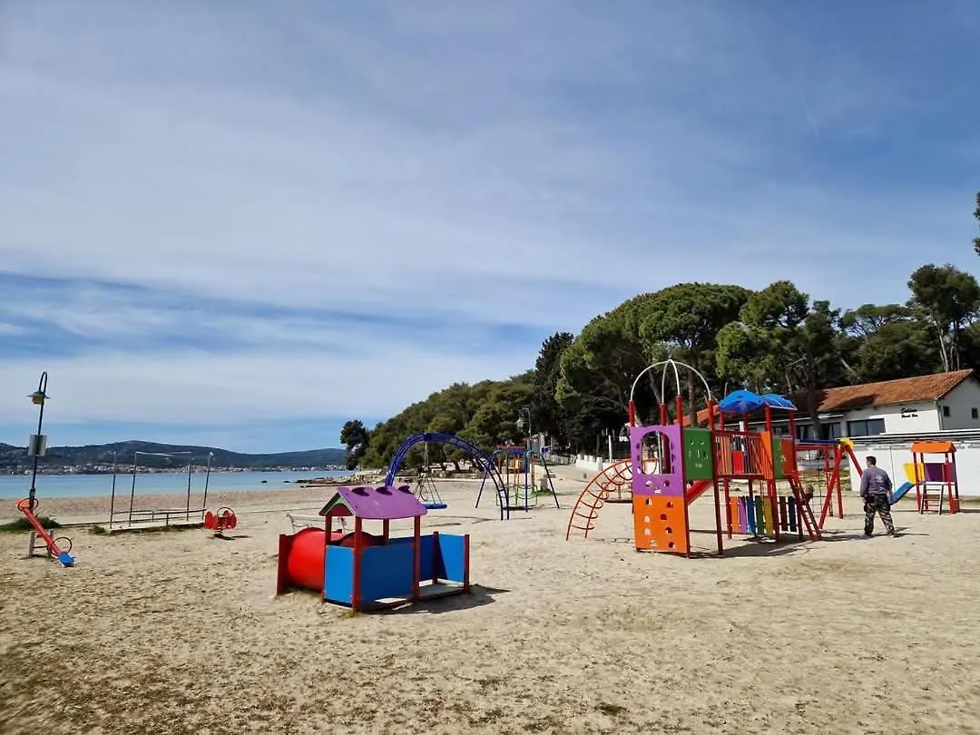 Mobile Home Limona Biograd Na Moru Campsite